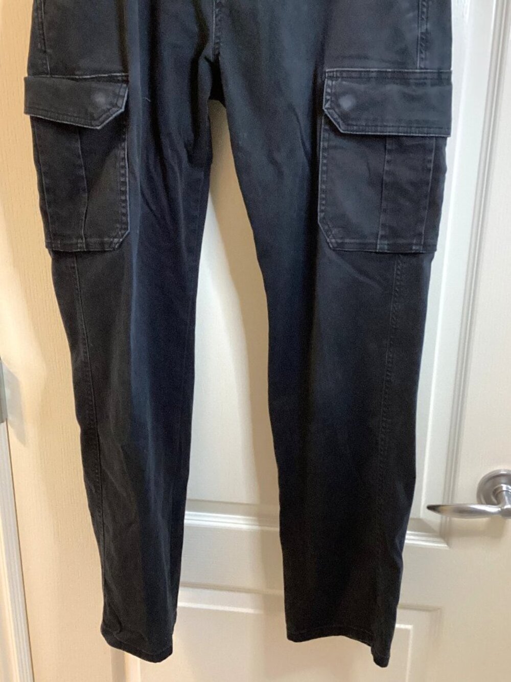 Denver Hayes Men's Black Cargo Utility Pants Straight Leg Size 32 x 32 Hiking - Picture 3 of 8
